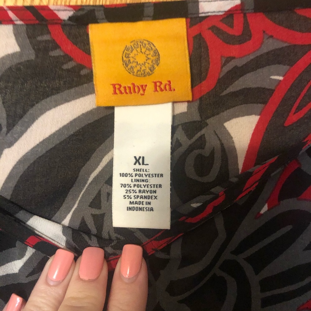Ruby Rd. Black & Red Blouse - Picture 3 of 5